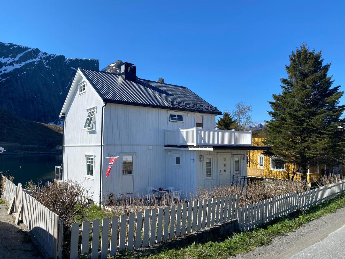 Reine Retro Villa - Cozy Villa With A Fantastic View Экстерьер фото