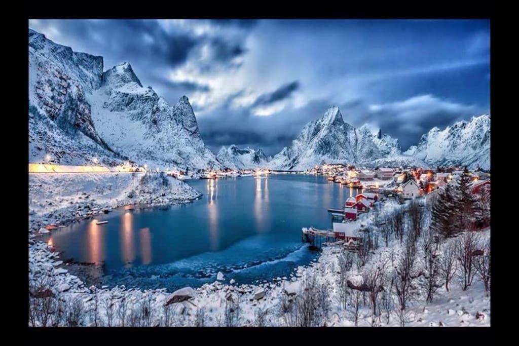 Reine Retro Villa - Cozy Villa With A Fantastic View Экстерьер фото