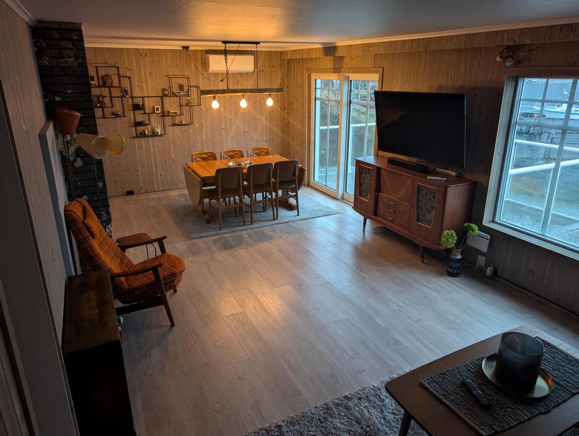Reine Retro Villa - Cozy Villa With A Fantastic View Экстерьер фото